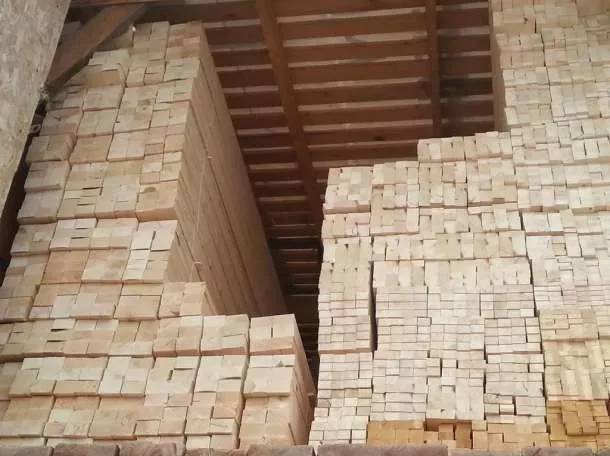 Брусок сухой строганный 50х70х3000 1 сорт ГОСТ