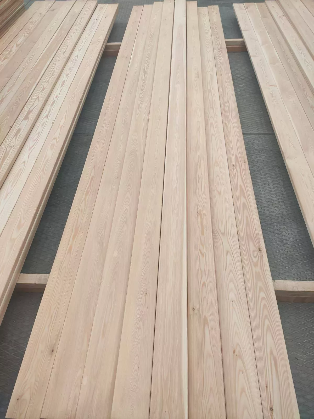 Планкен из лиственницы 20x140х3000 сорт Прима