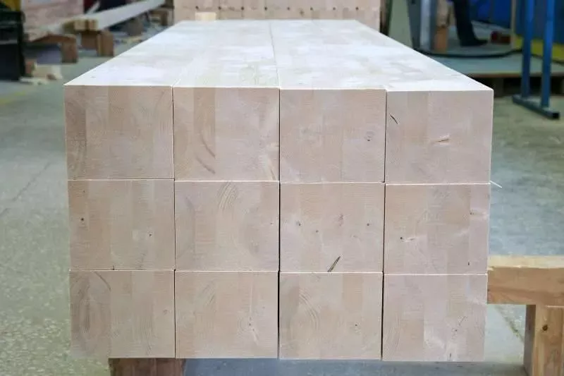 Клееный брус 100х100х12000