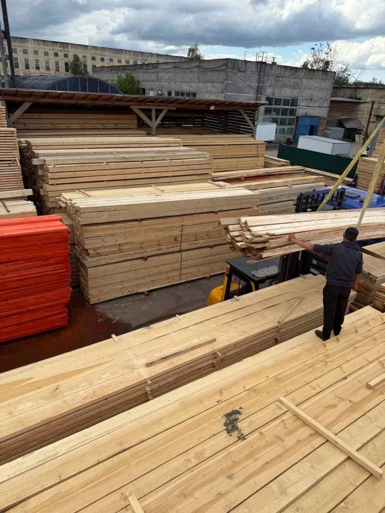 Погрузка пиломатериалов