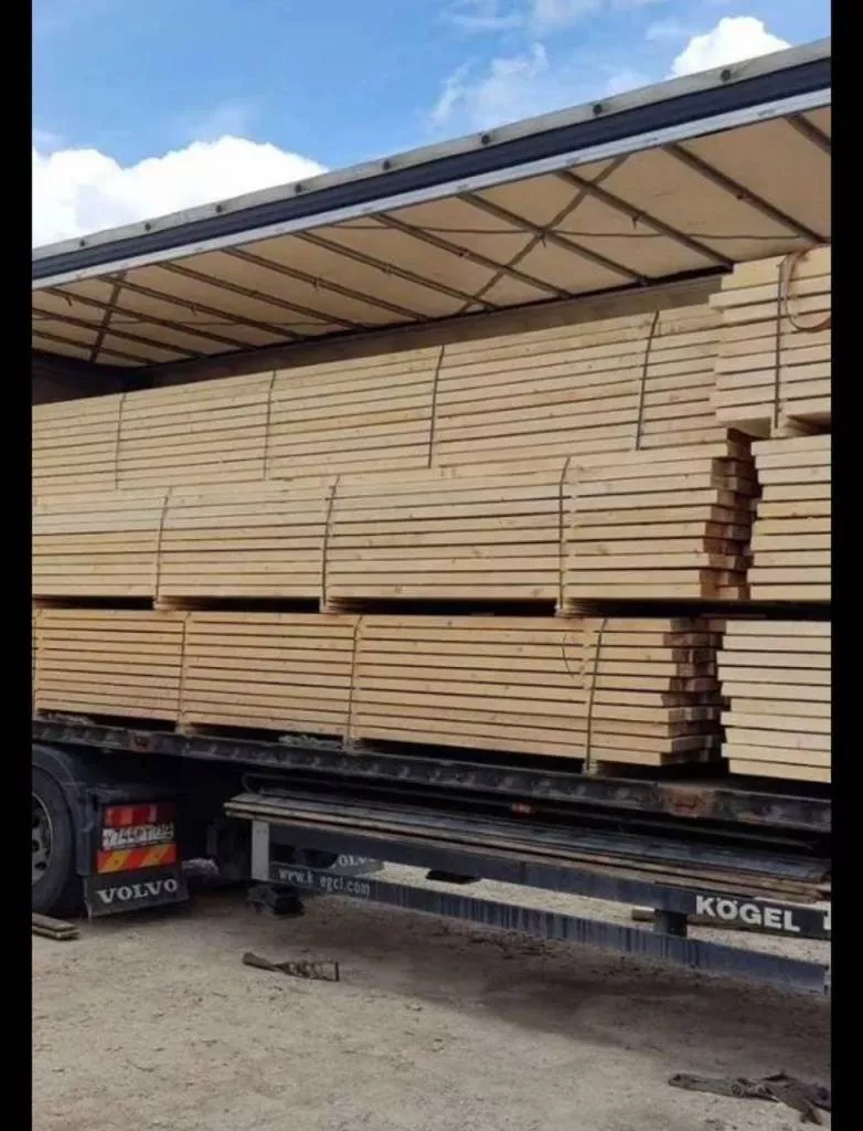 Погрузка пиломатериалов