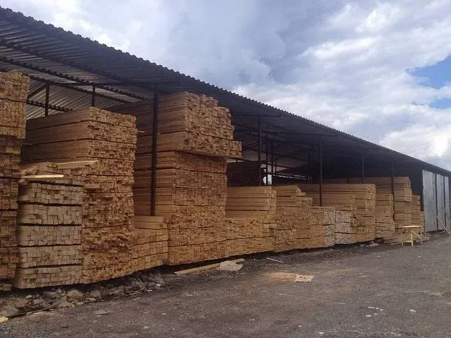 Брус обрезной 150х200х6000 1 сорт ГОСТ