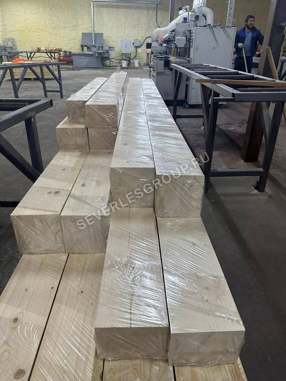 Клееный брус из лиственницы 200x200x12000
