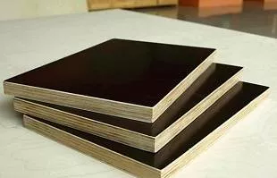 Половая доска или ламинированная фанера: что выбрать?