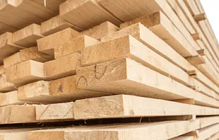 Ламинированная фанера: виды, свойства и применение