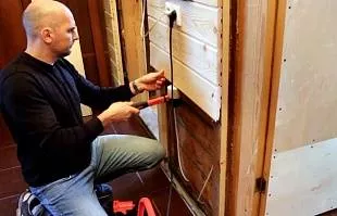 Как правильно крепить имитацию бруса?